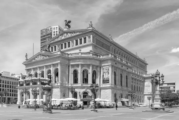 Ballett Frankfurt in der Alten Oper - klassisches Tanzensemble