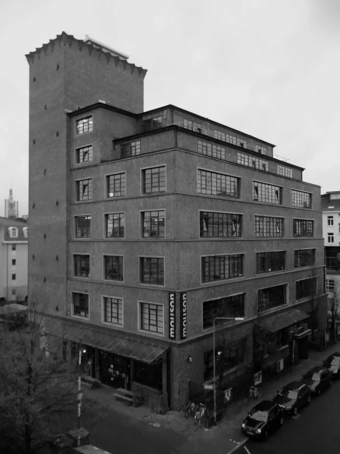 Zeitgenössischer Tanz im Künstlerhaus Mousonturm
