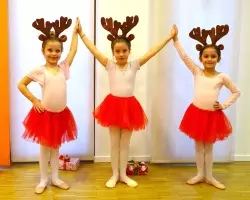 Pre-Ballett drei Mädchen | Kinderballett Frankfurt
